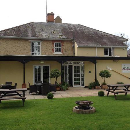 Millhouse Hotel And Riverside Restaurant Sharnbrook Exteriör bild